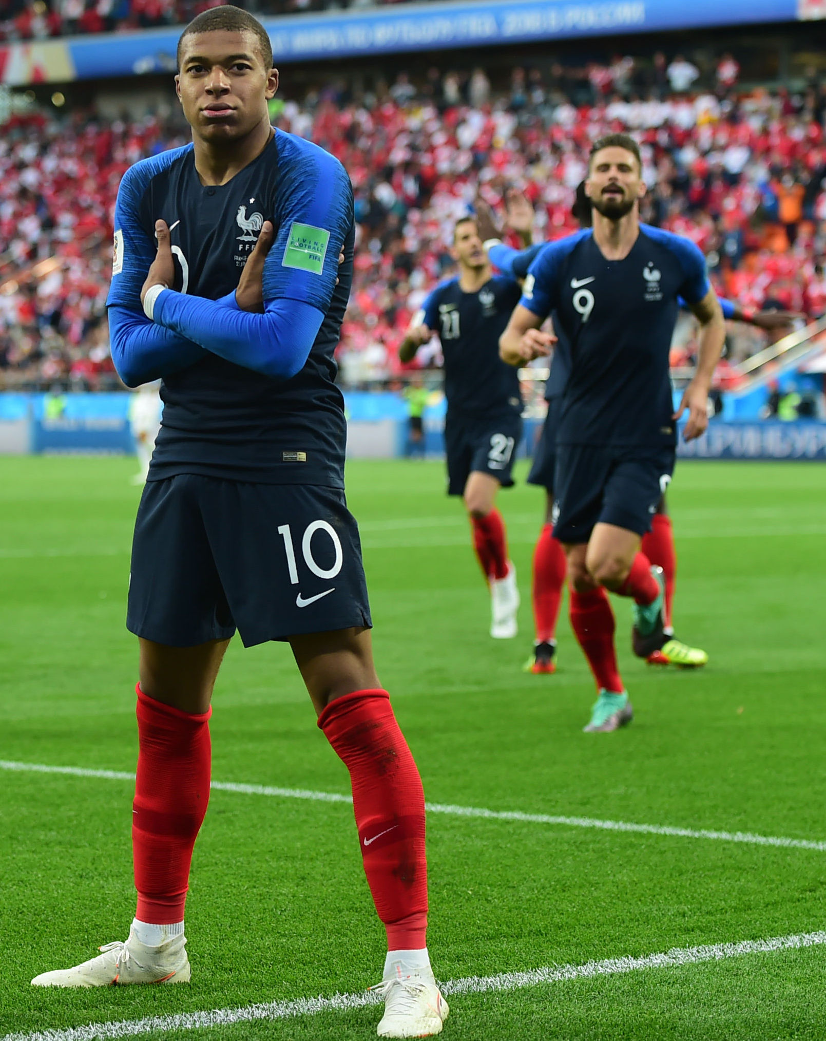 成了老特拉 成了老特拉