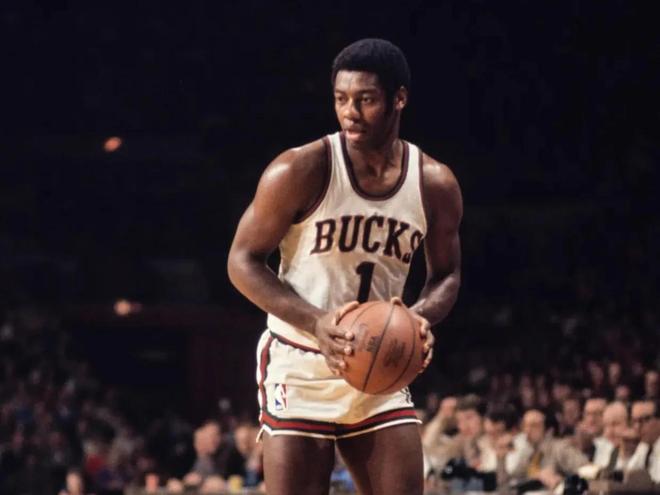 内容发行 内容发行